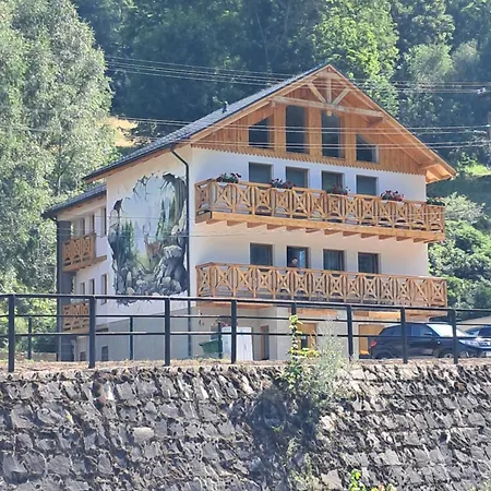 Guest house U Daniela Miedzygorze